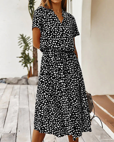 Clara | Abito Midi Elegante con Motivo a Punti 4