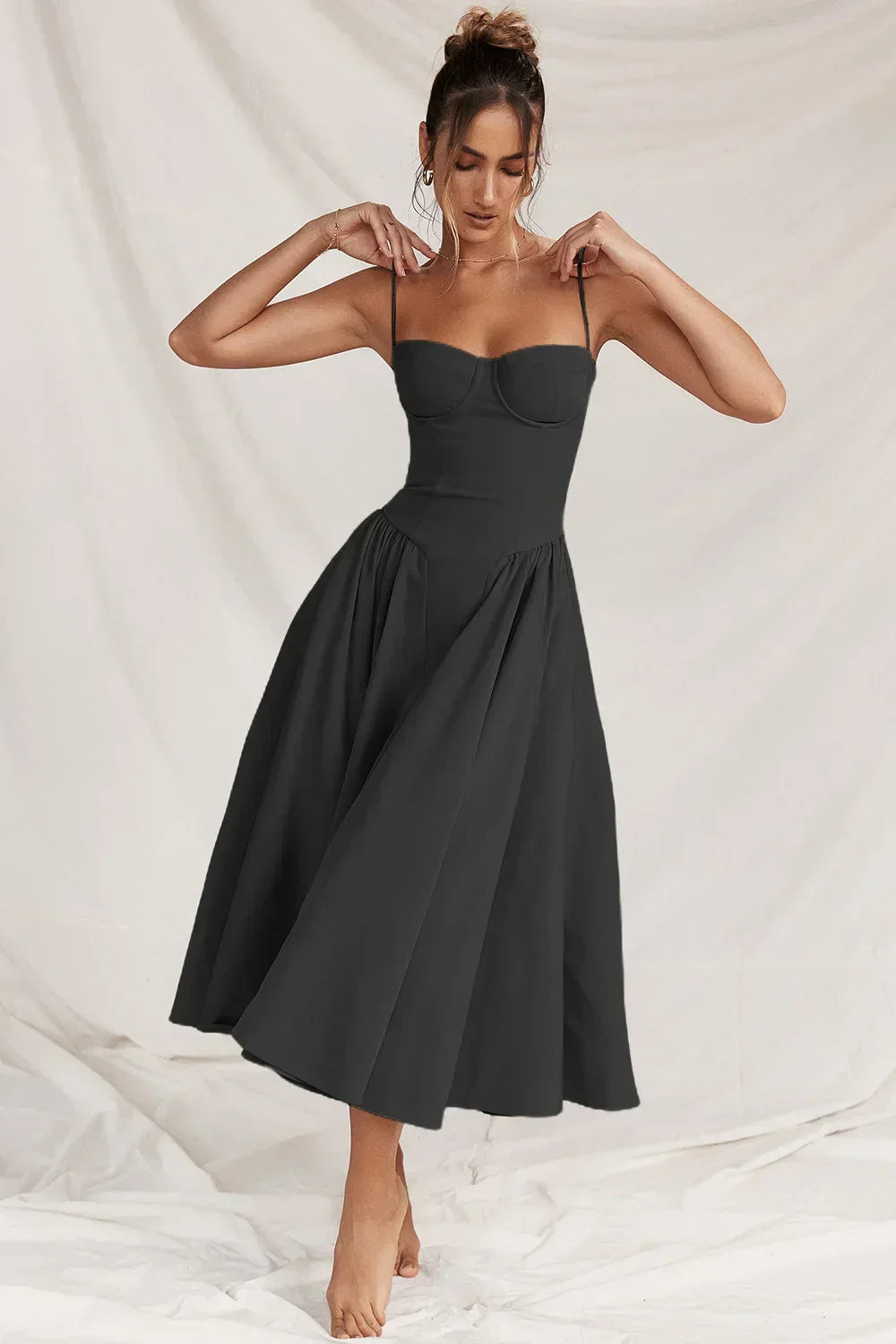 Emma | Midi-Kleid ohne Ärmel mit Korsett-Schnitt