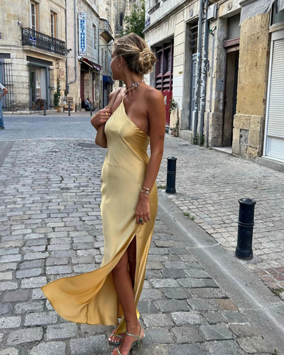 Maliah | Abito Lungo Cerimonia Satinato con Fessura Elegante 1