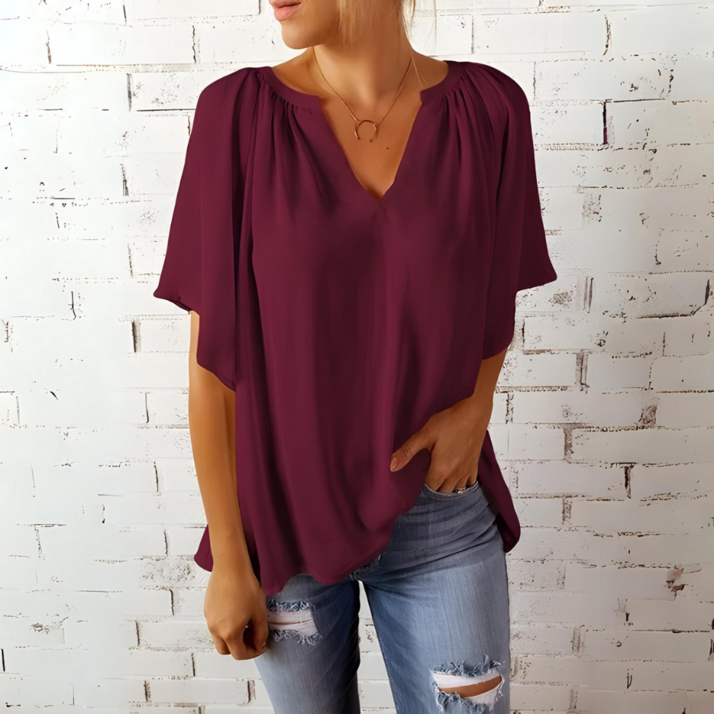 Carla | Camicetta Elegante Donna in Chiffon con Scollo a V e Maniche Corte 6