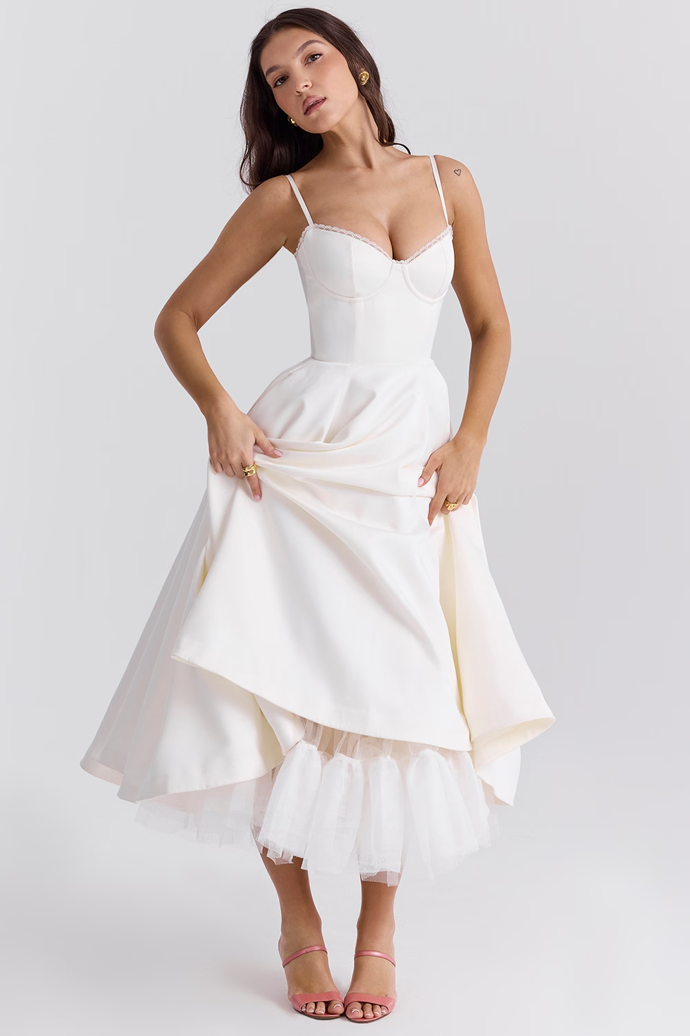 Eatta | Abito elegante che modella la vita