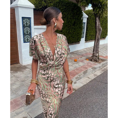 Cosima | Abito Da Donna Elegante Verde Con Scollo A V Per Cerimonie 1