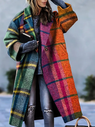 Beata  | Elegante cappotto lungo con collo con revers