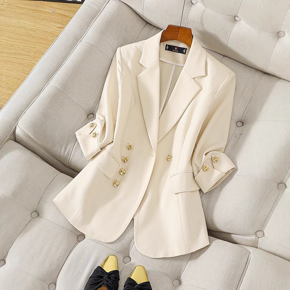 Annabelle | Blazer di raffinatezza e versatilità 2