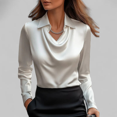 Bella | Elegante Damenbluse mit drapiertem Ausschnitt aus Satin