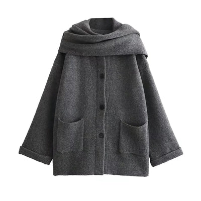 Dania | Cappotto in maglia con sciarpa
