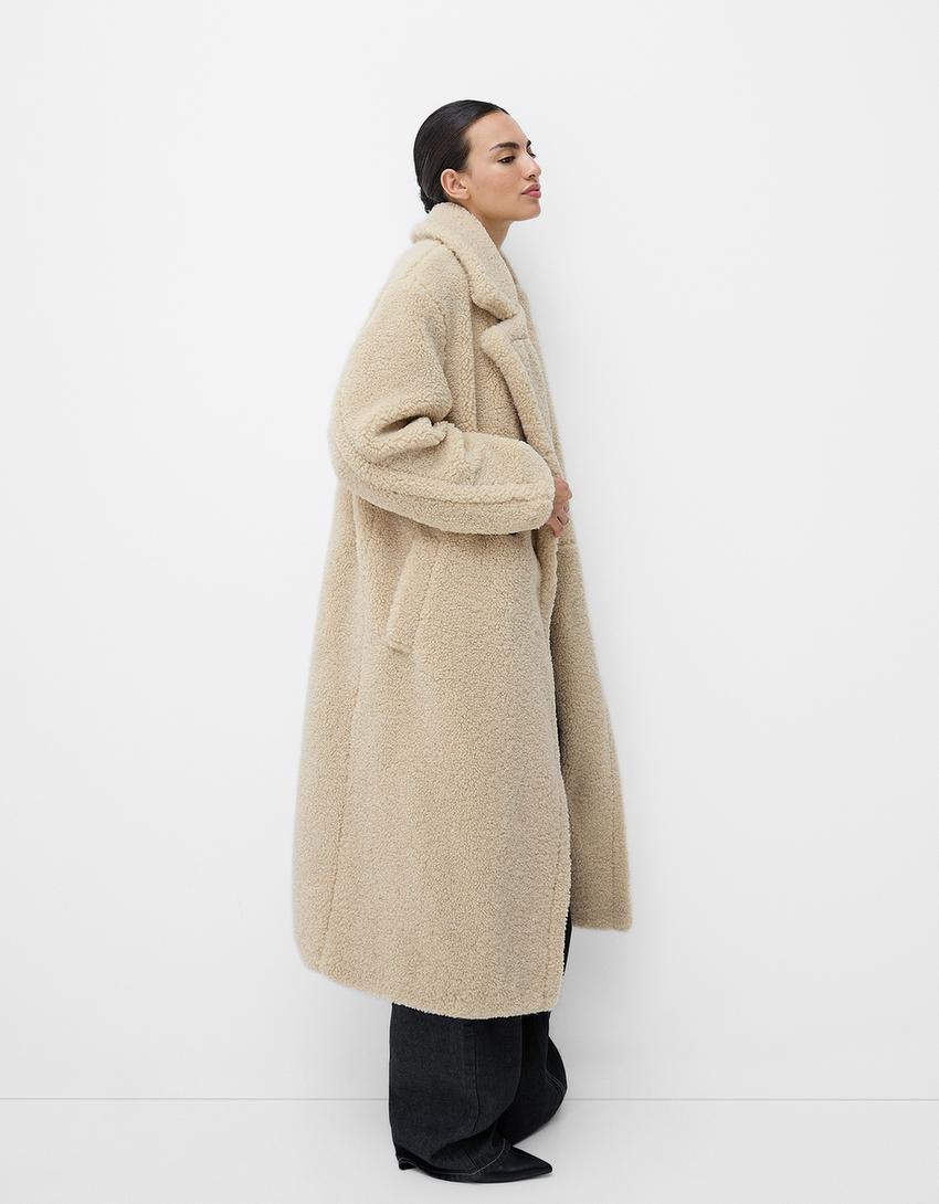 Christina | Coat di orsacchiotto a due file con placca a bottone in oversize