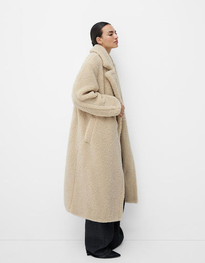 Christina | Coat di orsacchiotto a due file con placca a bottone in oversize