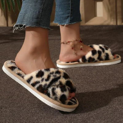 Silvia | Pantofole Cross-Design con soletta antiscivolo, comode e traspiranti