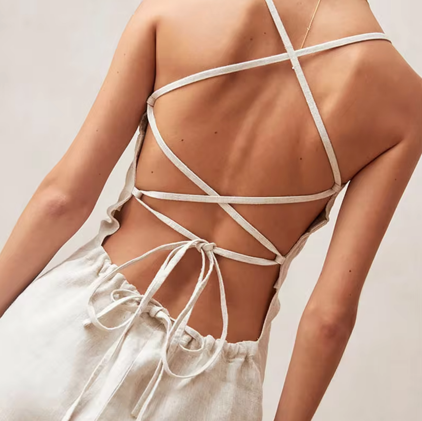 Daniela | Mini elegantes und stilvolles Kleid