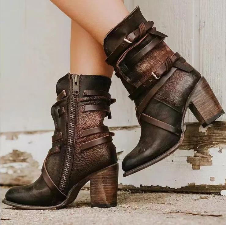 Eleganza Vintage | Stivali Donna alla Caviglia 3