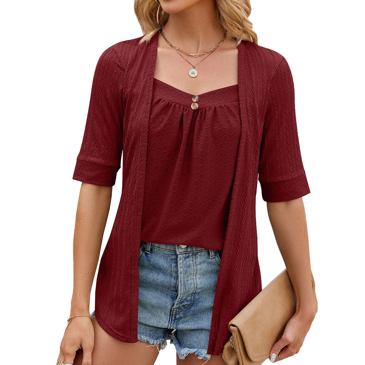 Julia | Maglia aperta con una scozzera camicia morbida