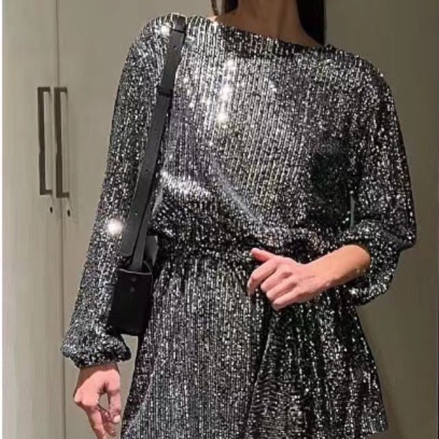 Karolin | Mini-Kleid mit funkelnden Pailletten