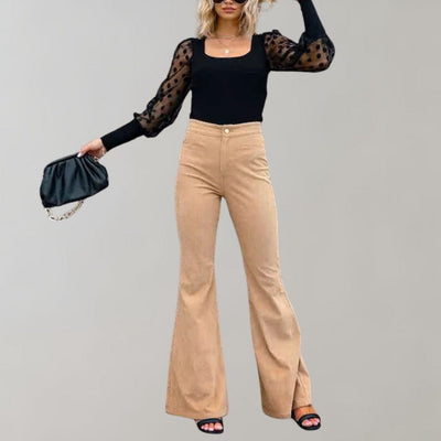 Giorgia | Pantaloni svasati di velluto a coste alla moda