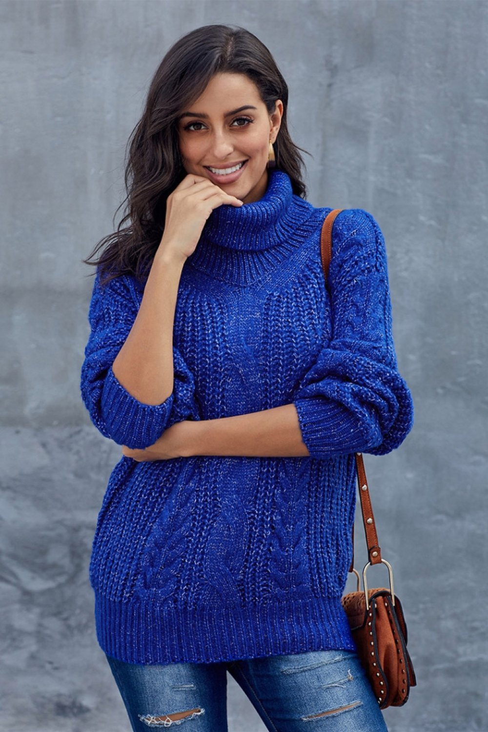 Laura | Maglione a collo alto in maglia grossa a trecce