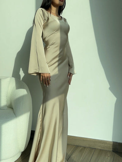Variant image for Luna | Abito Lungo Elegante in Satin con Maniche a Campana-36