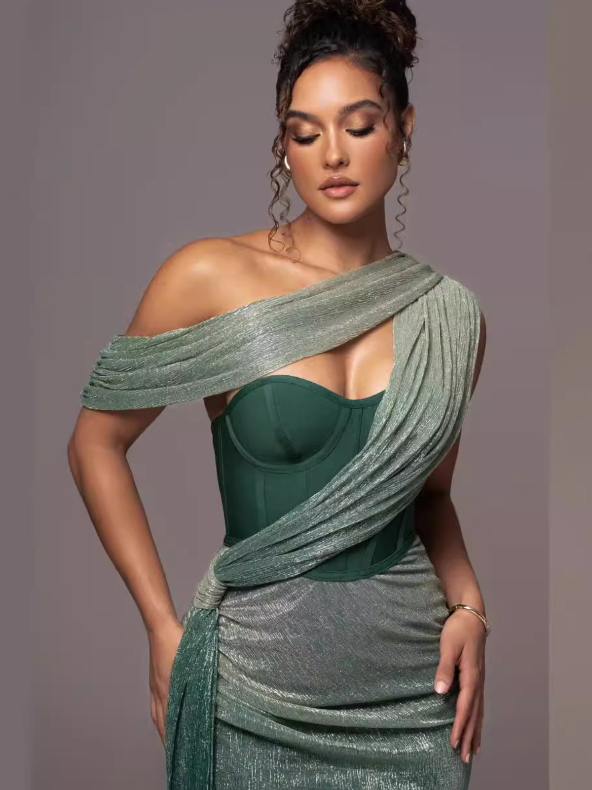 Luna | Abito Lungo Elegante con Dettagli di Patchwork-2