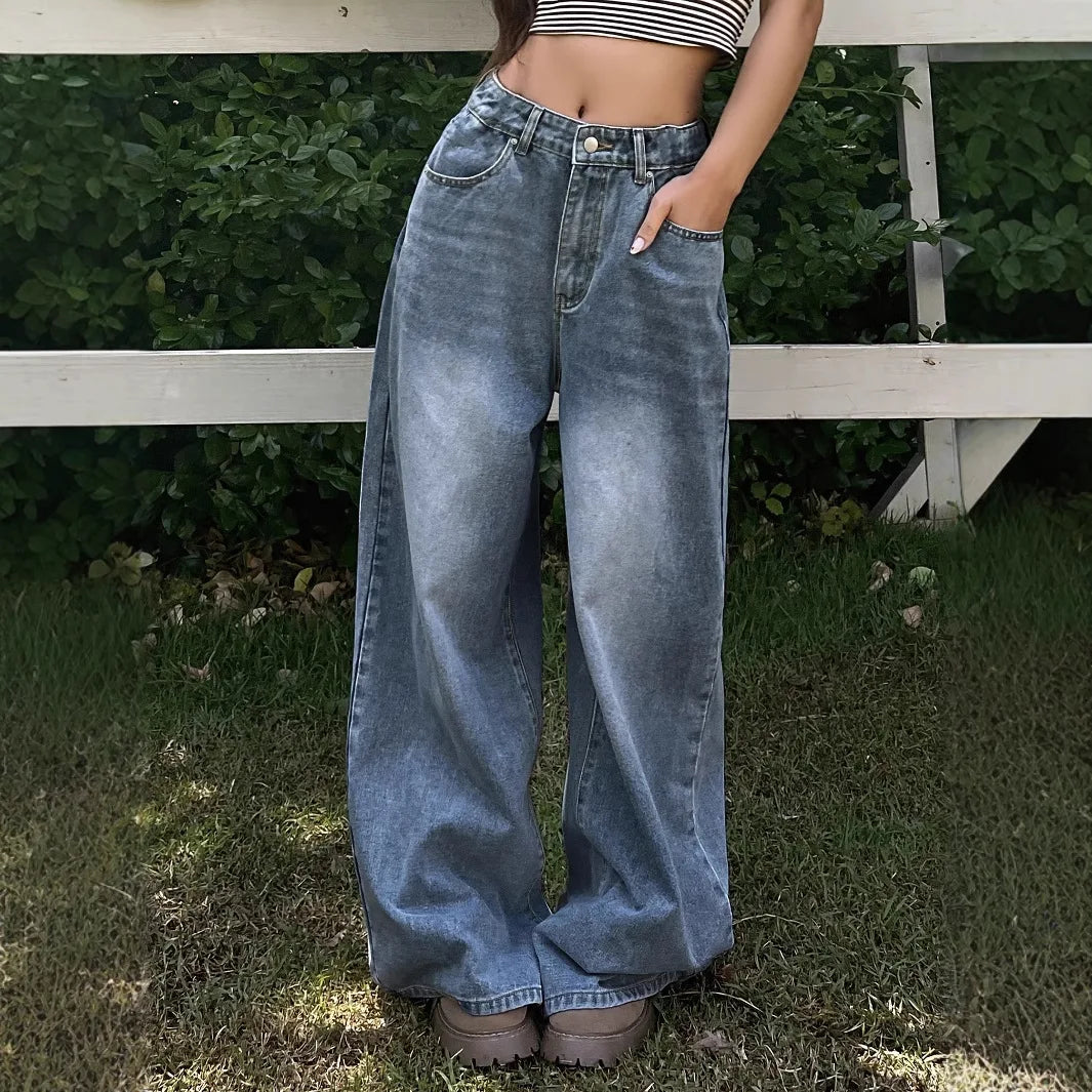 Manuela | Stile senza tempo con jeans larghi alla moda