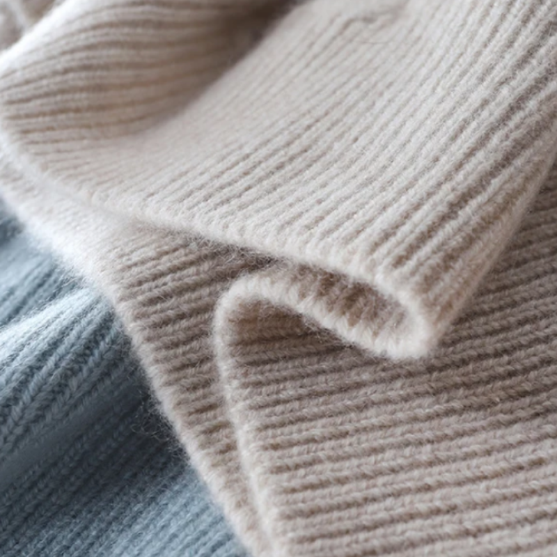 Maria | Elegante maglione a collo alto