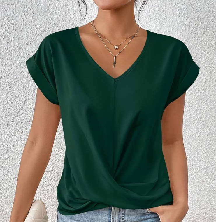 Melanie | Elegant and comfortable top with V-neckline