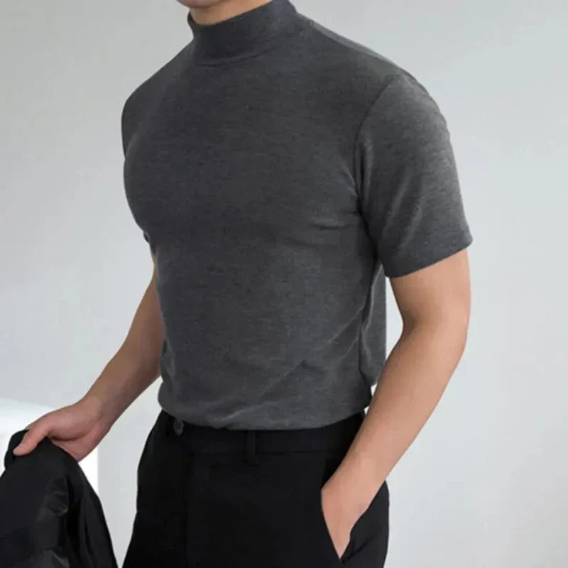 Milo | Fit slim traspirante con un colletto alto T Shirts