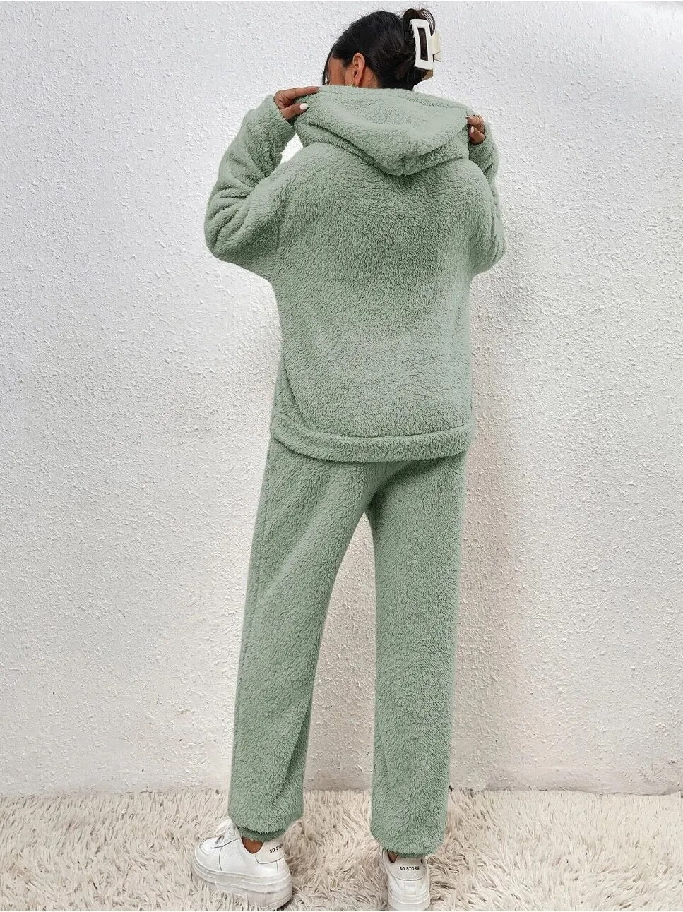 Bianca | Set di pantaloni e felpa con cappuccio