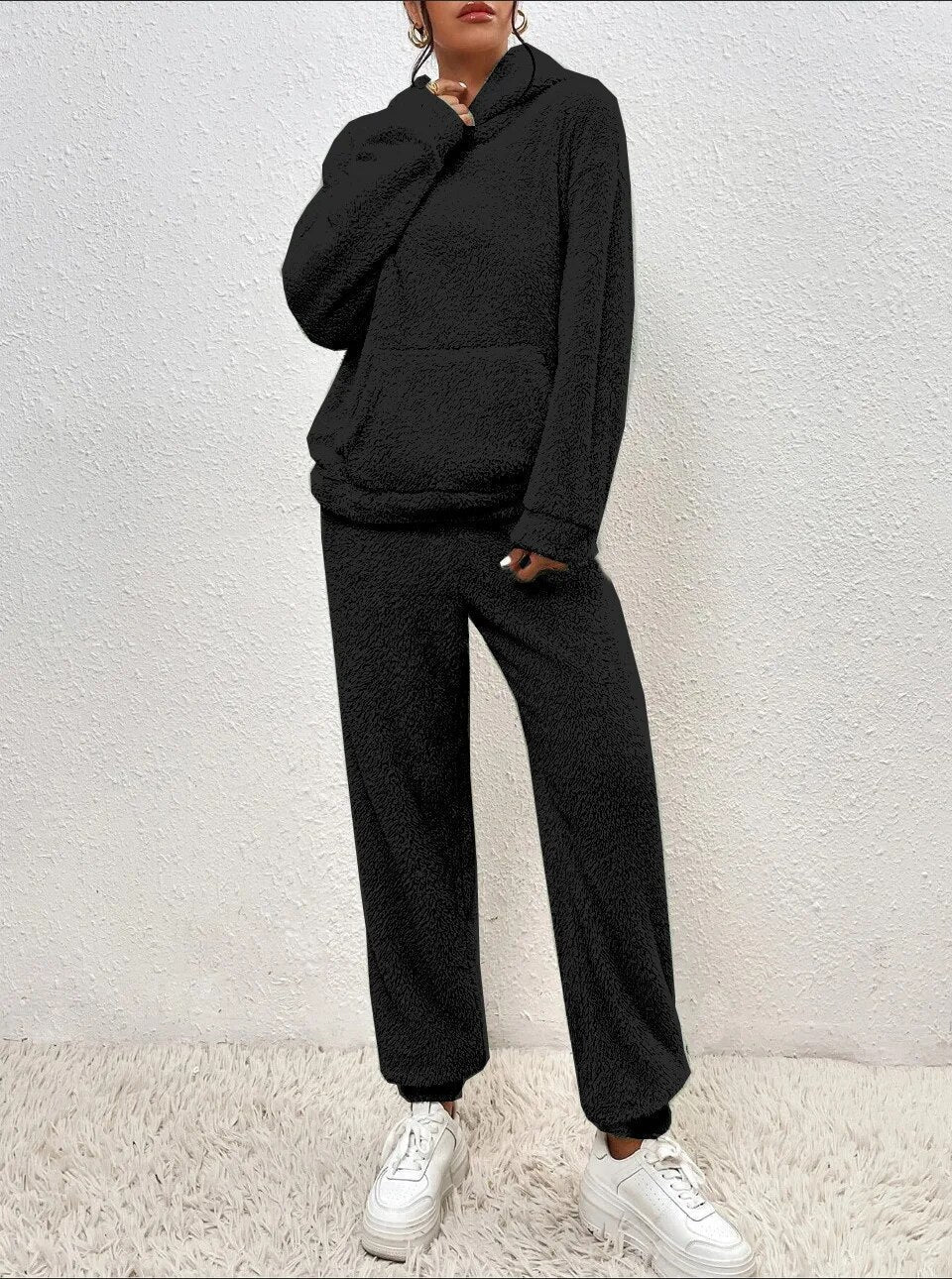 Bianca | Set di pantaloni e felpa con cappuccio
