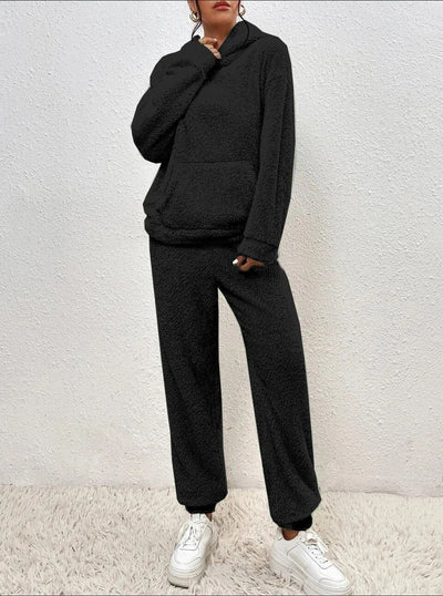 Bianca | Set di pantaloni e felpa con cappuccio