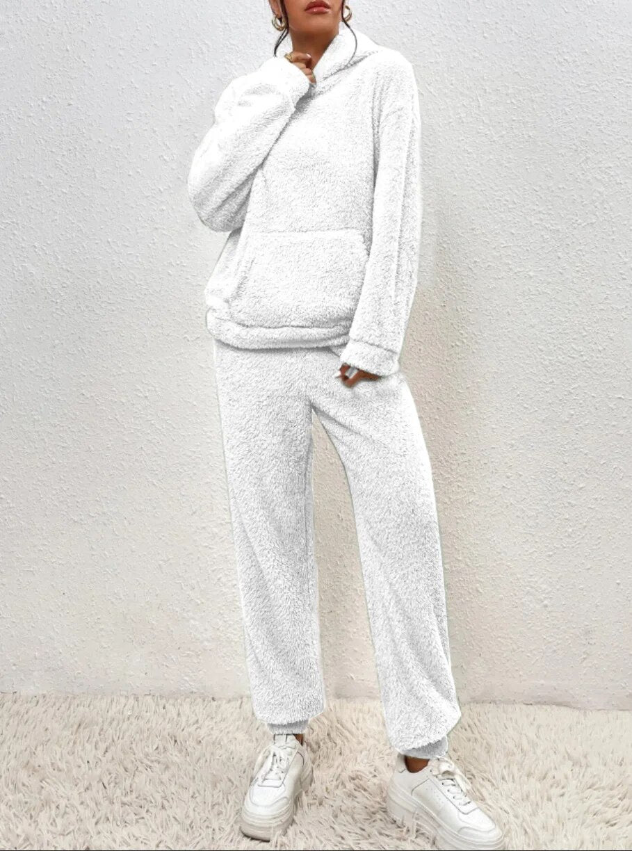 Bianca | Set di pantaloni e felpa con cappuccio
