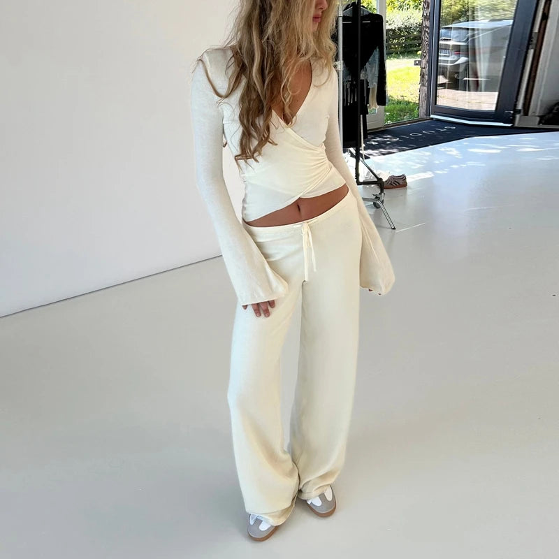 Vera | Set Lounge Vintage - T-Shirt a V e Pantaloni Elastici-3