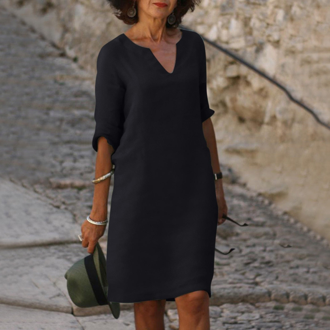 Avila | Abito elegante con scollatura a V