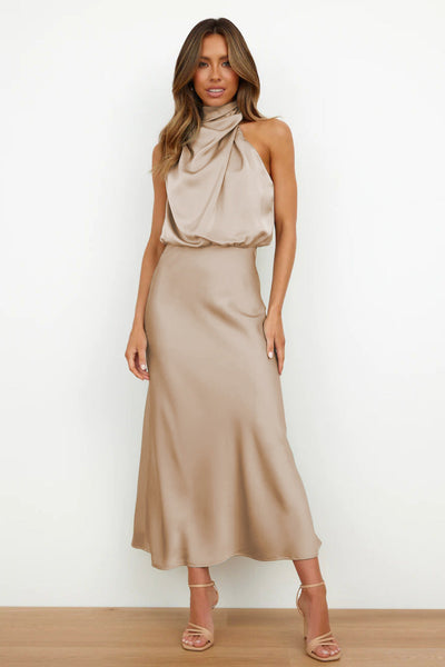 Aleina | Maxi abito con collo alto