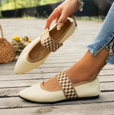 Sara | Eleganti scarpe basse in stile dirndl
