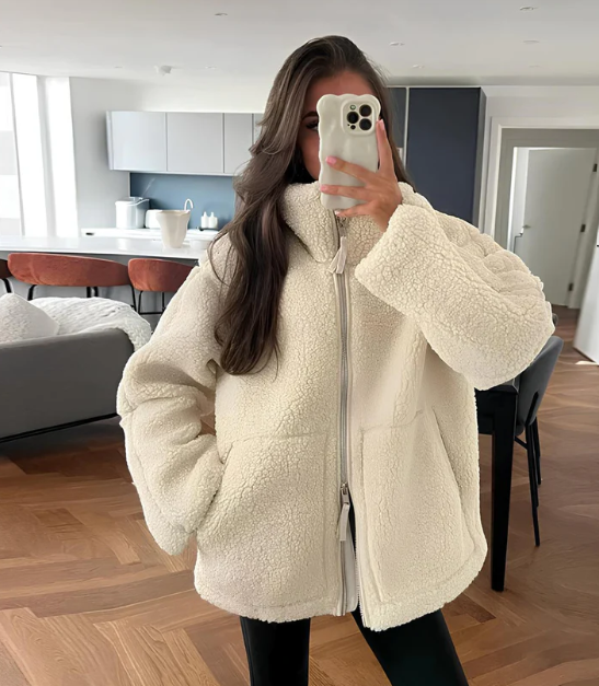 Sarah | Cappotto con cerniera in orsacchiotto