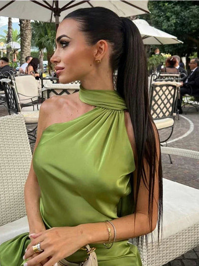 Carla | Abito da Sera Lungo con Mantello Drammatico 6