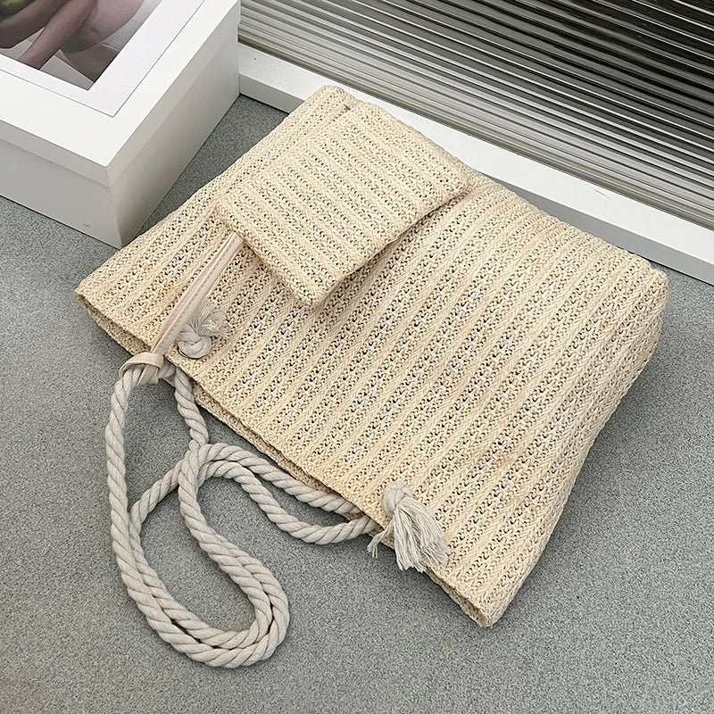 Chura | Borsa in Paglia Elegante e Versatile per Ogni Occasione-4