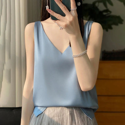 Sophia | Elegant satin blouse