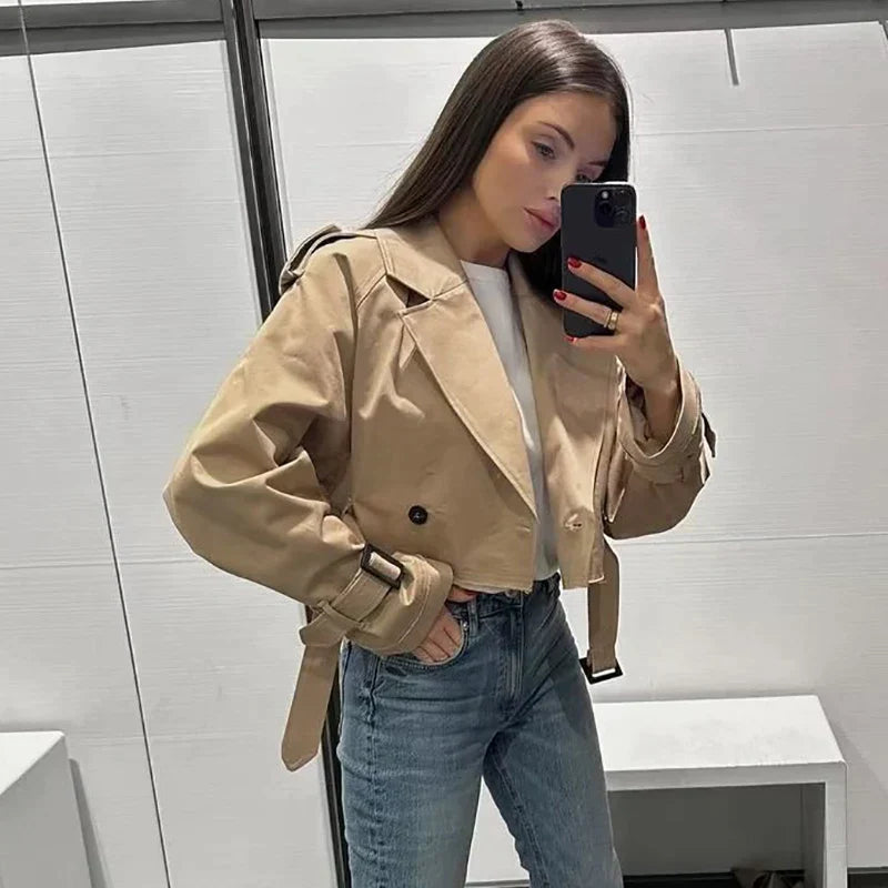 Stephanie | Elegante trench corto