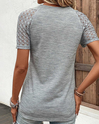 Stephanie | T-shirt léger en dentelle chic