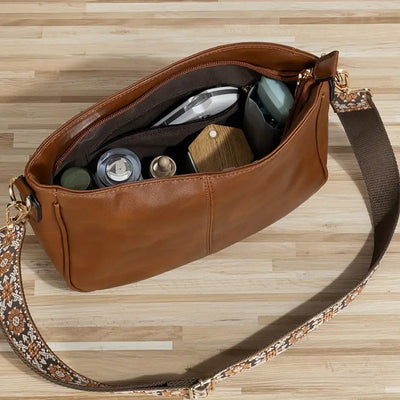 Quirina | Borsa Tracolla Donna Vegana Elegante con Dettagli Dorati 3