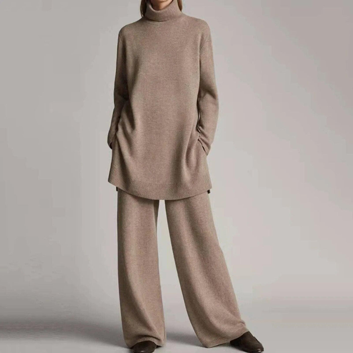 Delia | Tailleur con comodo dolcevita