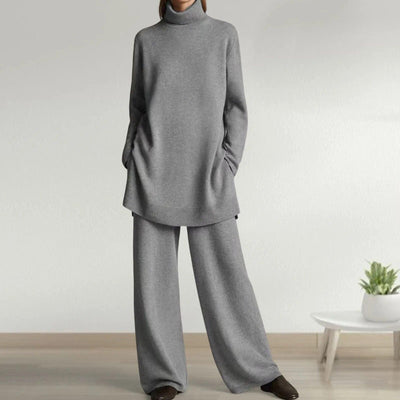 Delia | Tailleur con comodo dolcevita