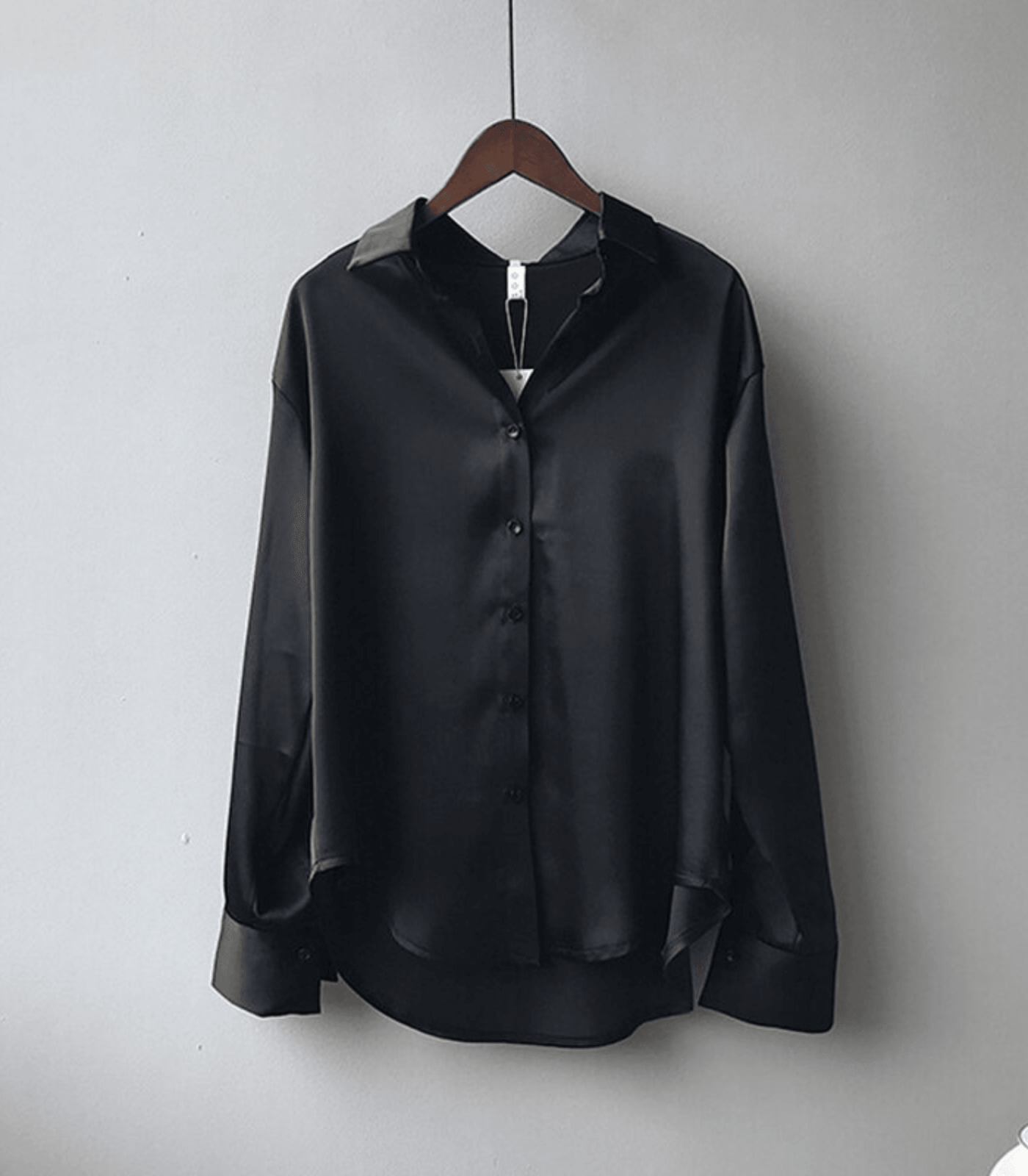 Anna | Camicia di seta con bottoni
