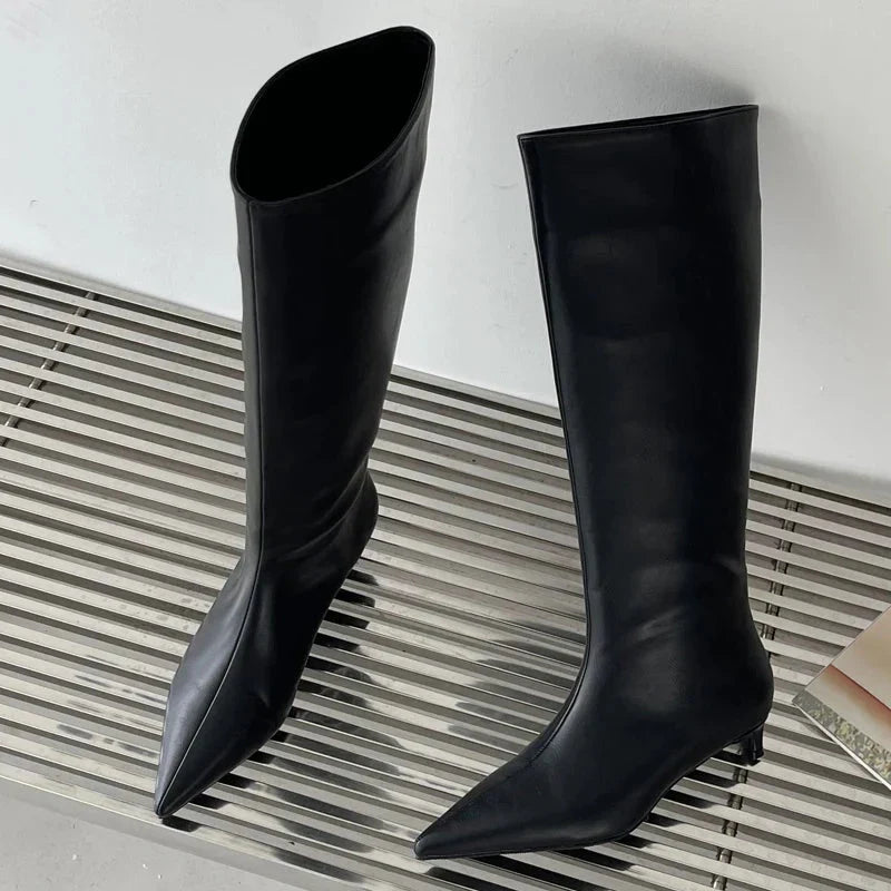Rosetta | Stivali Alti Donna Eleganti in Pelle Nera con Tacco 8 cm 1
