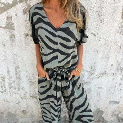 Noemi | Elegante set con scollo a V