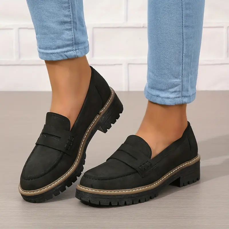 Fritha | Pantofole Donna in Pelle Scamosciata Eleganti e Confortevoli 1