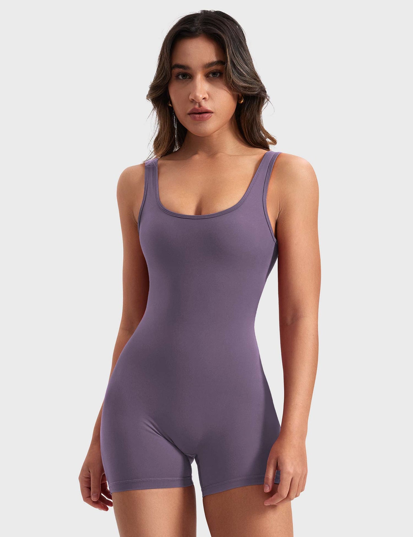 Caterina | Romper elegante con schienale a V