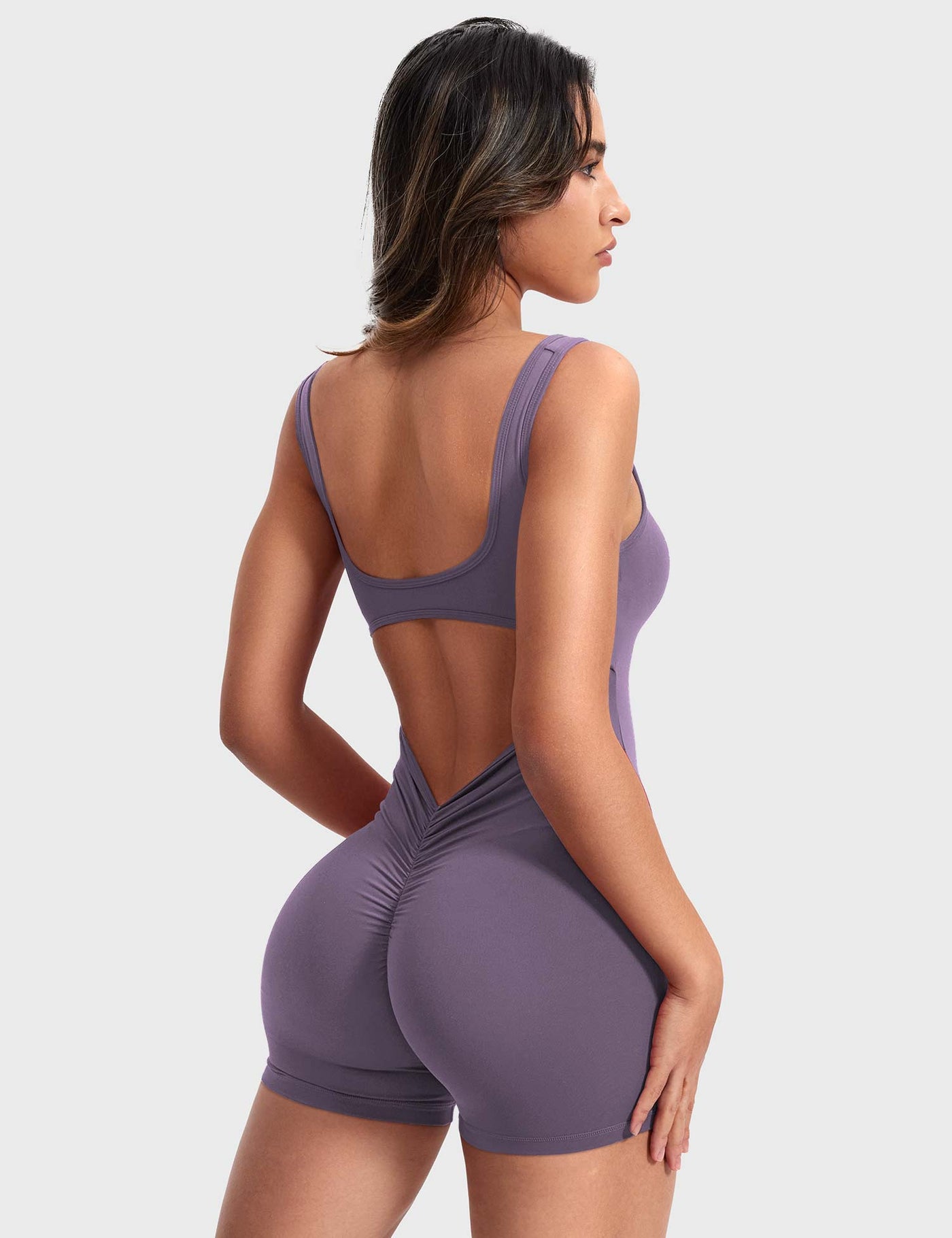 Caterina | Romper elegante con schienale a V