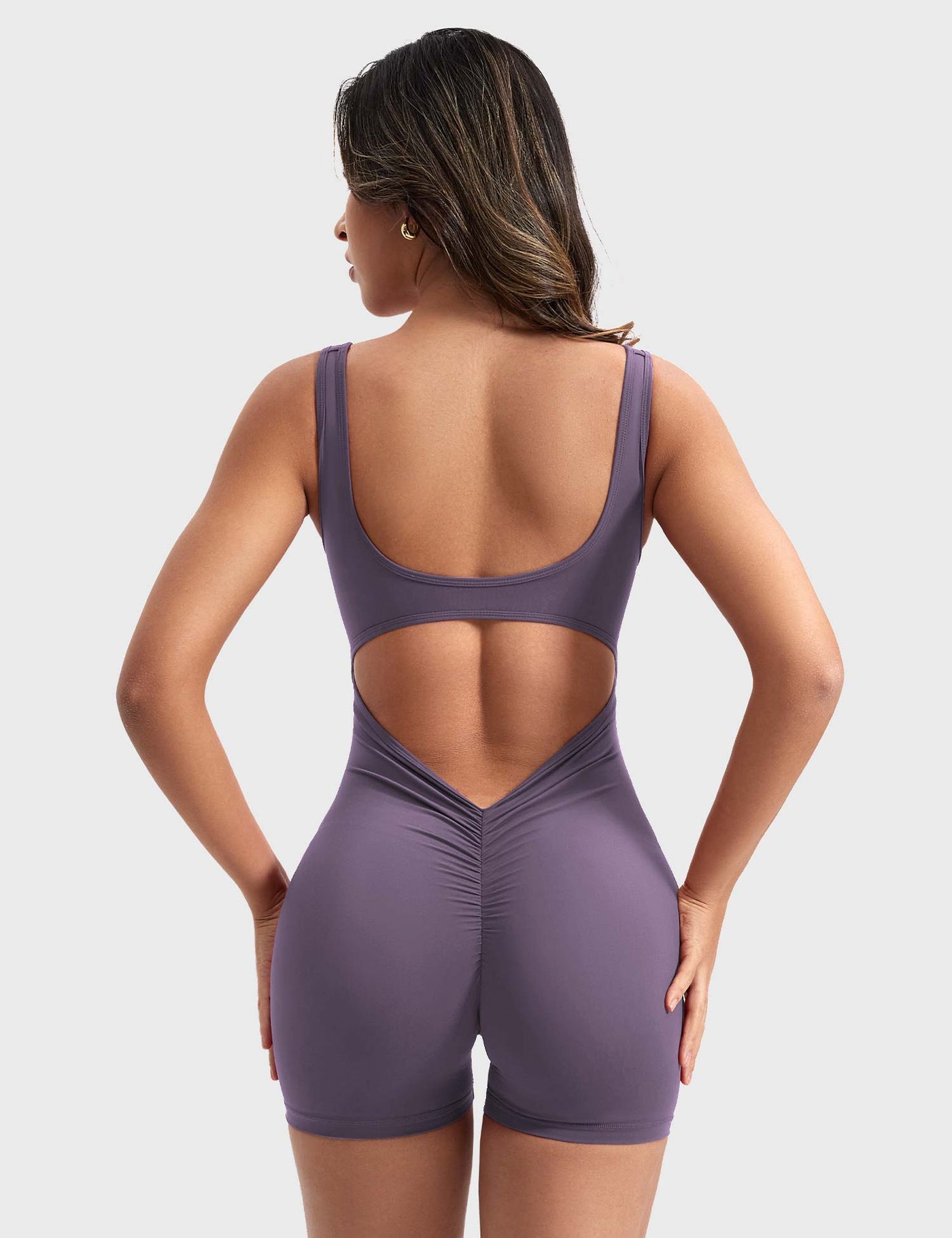 Caterina | Romper elegante con schienale a V