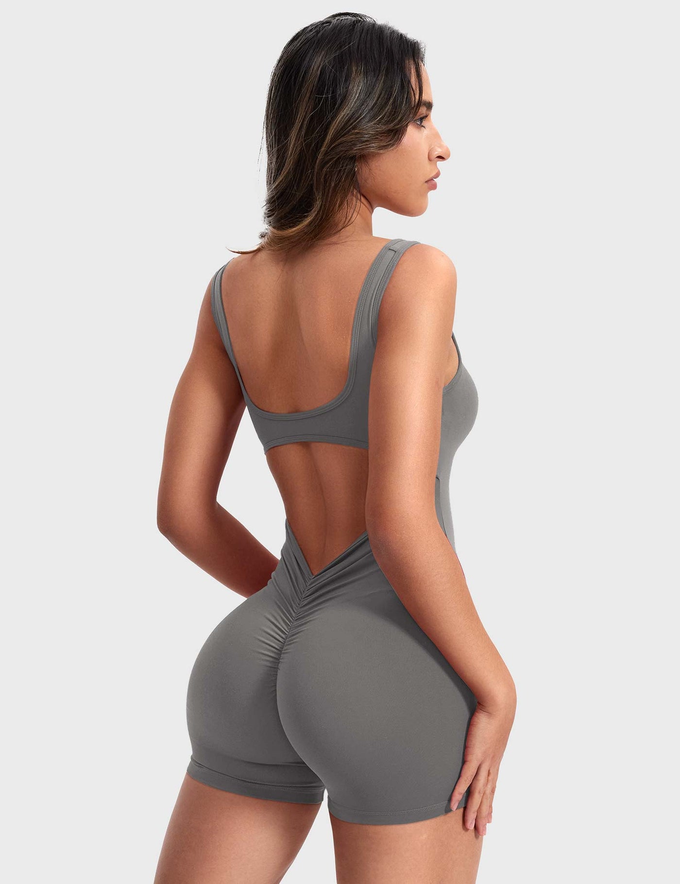 Caterina | Romper elegante con schienale a V